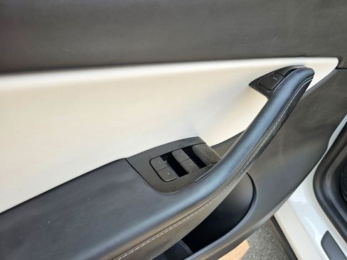 Used 2020 Tesla Model Y Performance AWD/4WD image 20