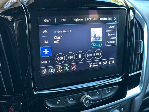 Used 2023 Chevrolet Traverse Premier w/ Redline Edition image 19