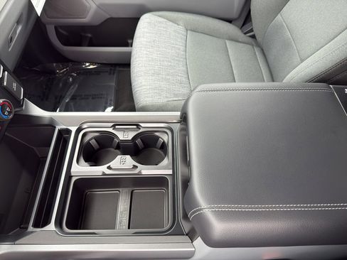 New 2026 Ford F250 XLT w/ XLT Premium Package image 33