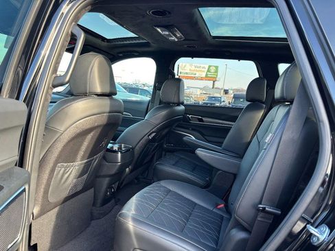 Used 2025 Kia Telluride SX Prestige X-Line image 13