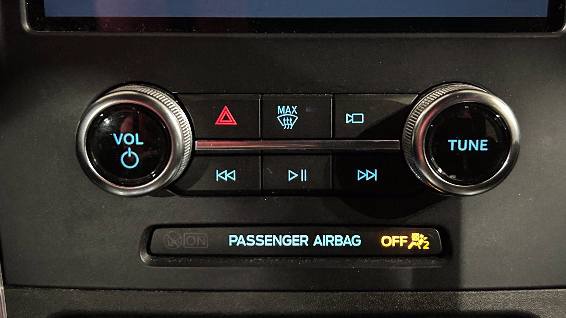 Used 2023 Ford Edge ST AWD/4WD image 79