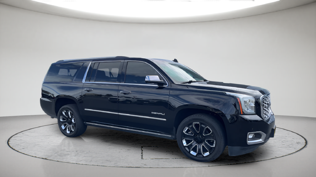 Used 2019 GMC Yukon XL Denali w/ Denali Ultimate Package AWD/4WD image 4