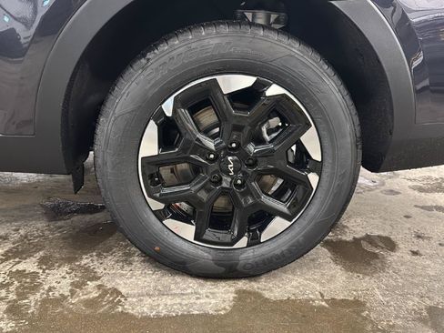 Used 2025 Kia Sorento S AWD/4WD image 43