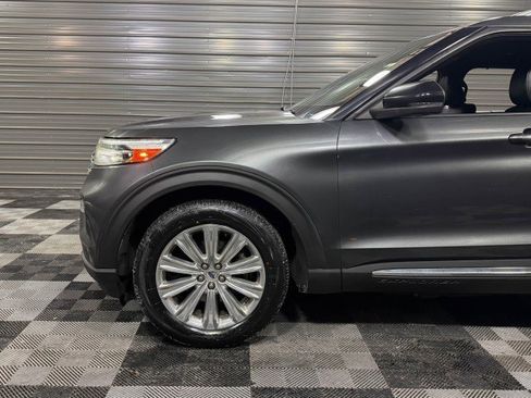 Used 2020 Ford Explorer Limited image 41