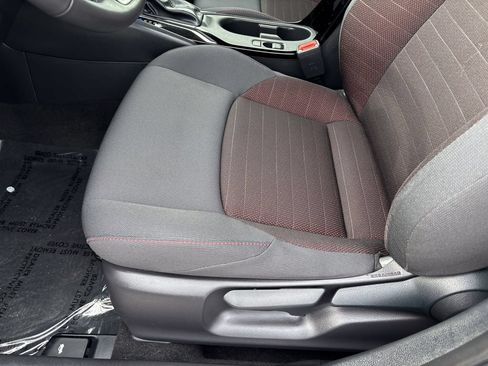 Used 2024 Toyota Corolla SE w/ Convenience Package FWD image 19