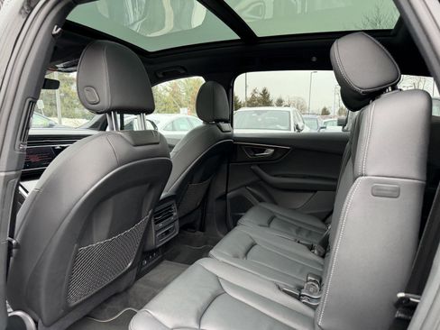 Used 2025 Audi Q7 2.0T Premium w/ Convenience Plus Package image 23