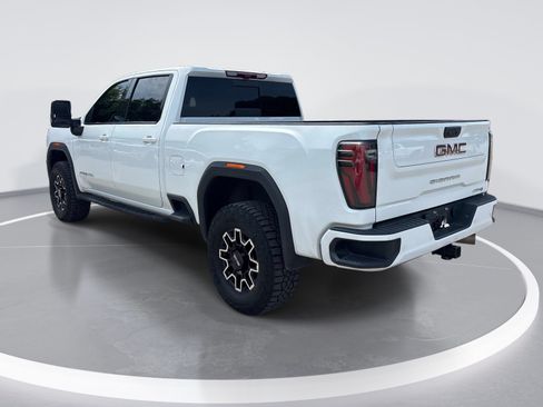 Used 2024 GMC Sierra 3500 AT4 w/ Technology Package AWD/4WD image 6