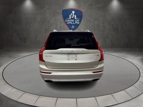 Used 2016 Volvo XC90 T6 Momentum w/ Momentum Plus Package image 4