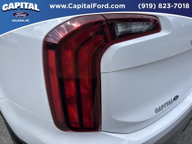 Used 2025 Kia Telluride S FWD image 15