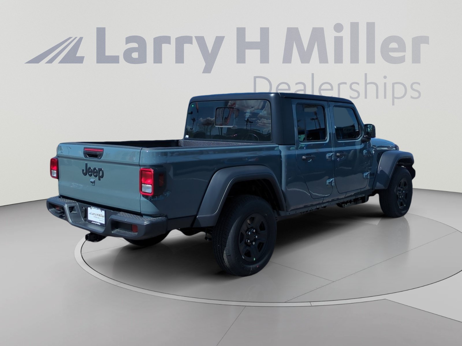 New 2026 Jeep Gladiator Sport AWD/4WD image 5
