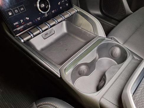 New 2026 GMC Terrain Elevation w/ Elevation Premium Package FWD image 19