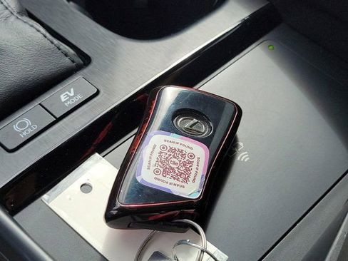 Used 2024 Lexus ES 300h Ultra Luxury w/ Accessory Package (Z2) image 35