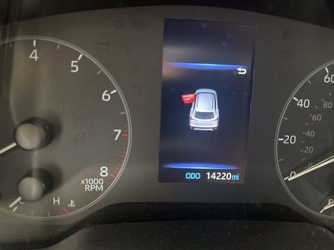 Certified 2025 Toyota Corolla Cross LE FWD image 12