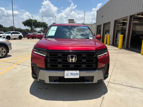 Certified 2026 Honda Pilot EX-L image 3