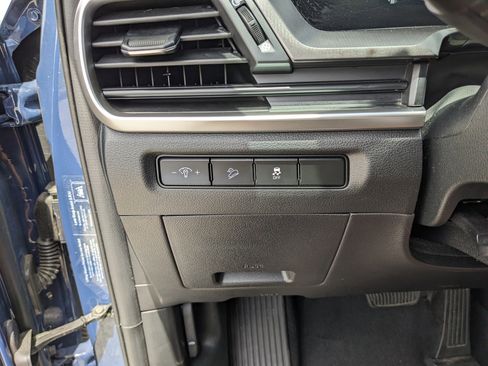 Used 2023 Kia Telluride S w/ S Sunroof Package FWD image 31