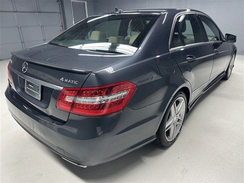 Used 2013 Mercedes-Benz E 350 4MATIC Sedan image 7