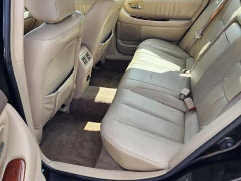 Used 2004 Toyota Avalon XLS FWD image 16