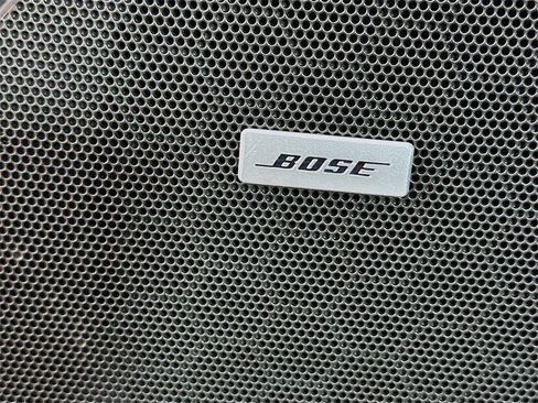 Used 2021 Chevrolet Traverse RS image 19