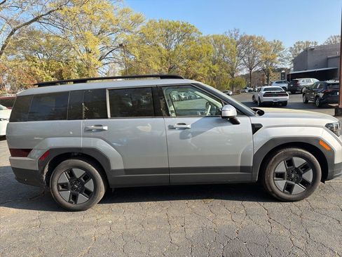 Used 2025 Hyundai Santa Fe SEL image 4