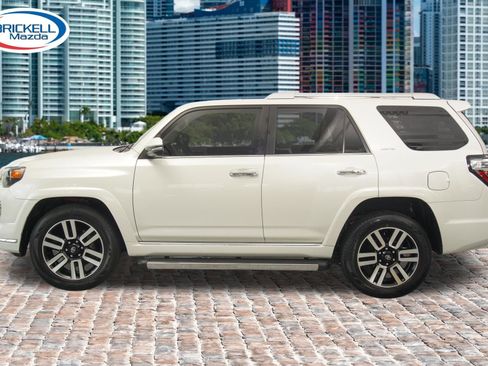 Used 2022 Toyota 4Runner Limited AWD/4WD image 4