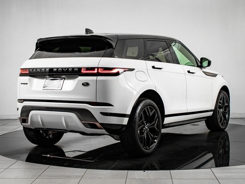 Used 2023 Land Rover Range Rover Evoque R-Dynamic SE image 7