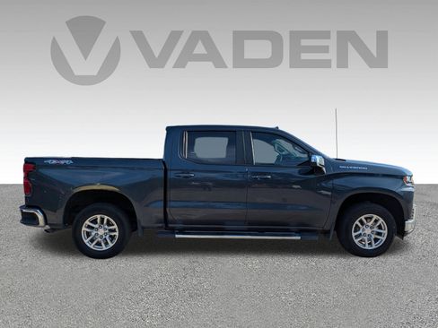 Used 2022 Chevrolet Silverado 1500 LT w/ Bed Protection Package image 23