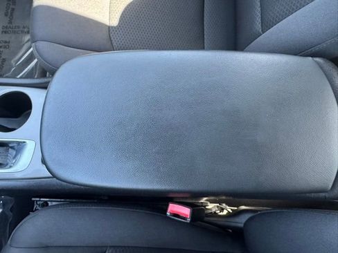 Used 2017 Chevrolet Malibu LS w/ LPO, Convenience Package 2 image 15