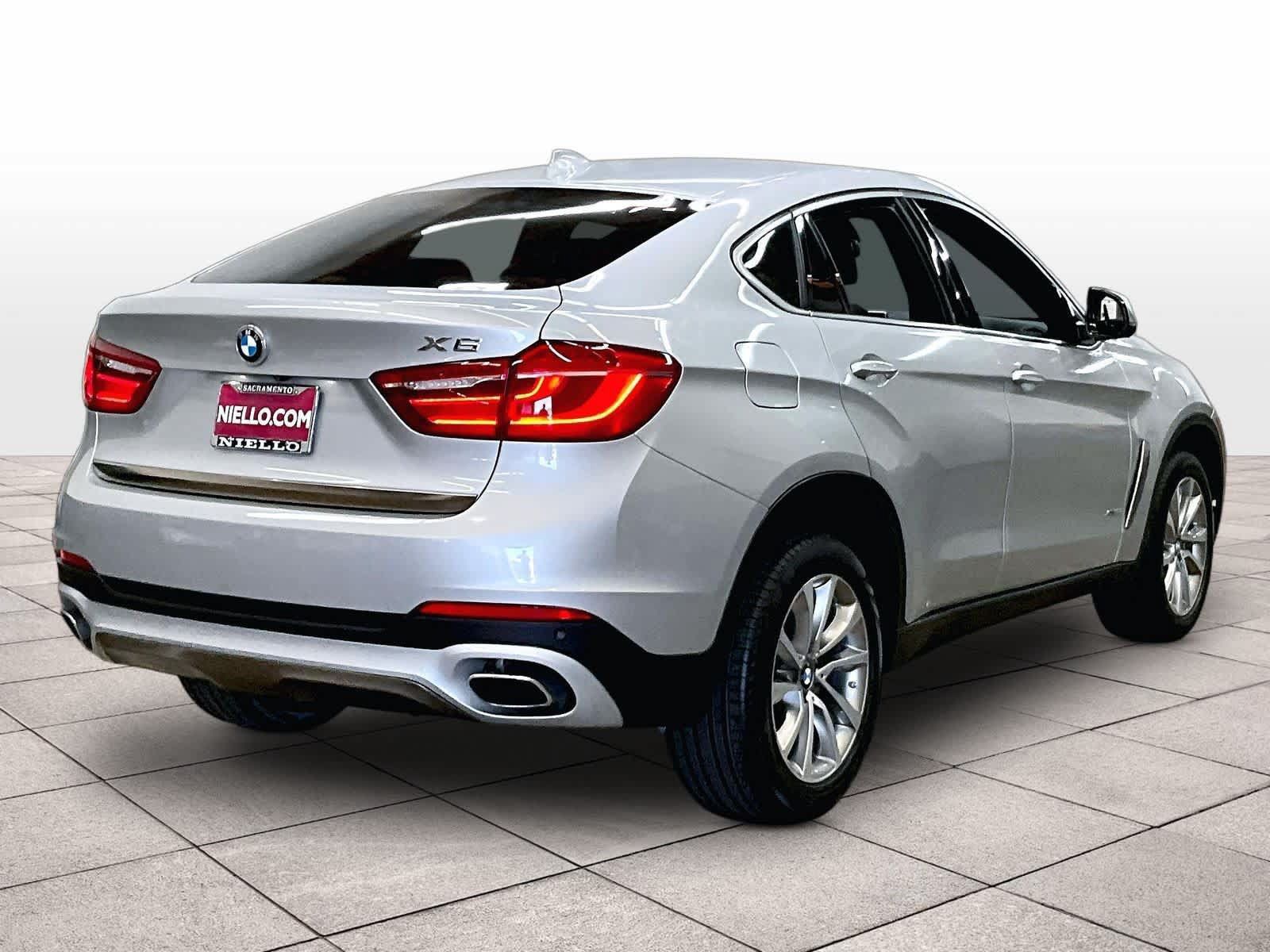 Used 2018 BMW X6 xDrive35i AWD/4WD image 16