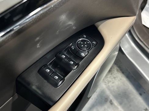 Used 2023 Lincoln Nautilus Reserve w/ Equipment Group 202A image 15