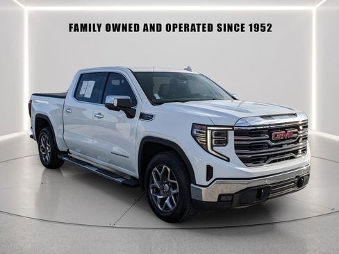 Used 2022 GMC Sierra 1500 SLT w/ SLT Premium Plus Package image 7
