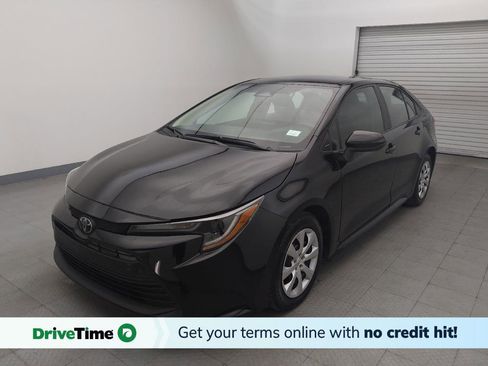 Used 2024 Toyota Corolla LE image 1
