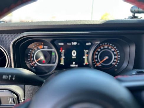 Used 2024 Jeep Wrangler Unlimited Rubicon 392 AWD/4WD image 16