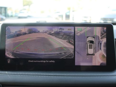 Used 2022 INFINITI QX60 Sensory w/ Cargo Package image 28