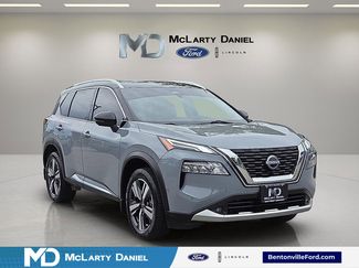 Used 2022 Nissan Rogue Platinum w/ Head-Up Display Package video 1