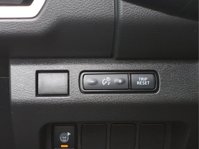 Certified 2025 Nissan Frontier SV AWD/4WD image 22