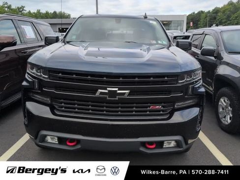 Used 2020 Chevrolet Silverado 1500 LT Trail Boss AWD/4WD image 2