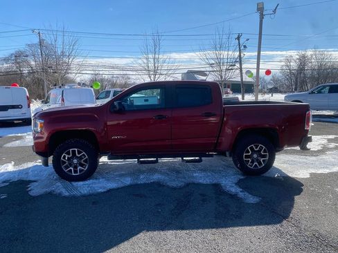 Used 2021 GMC Canyon AT4 image 9