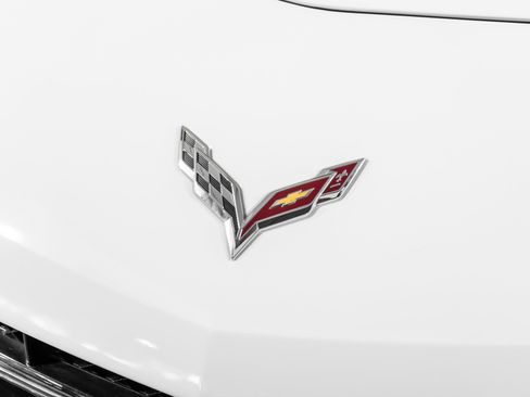 Used 2014 Chevrolet Corvette Stingray Coupe image 25