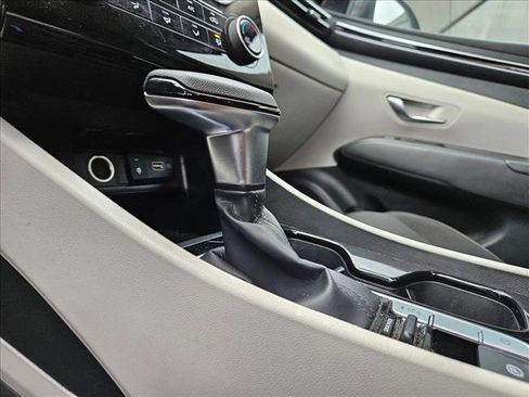 Used 2023 Hyundai Tucson SEL FWD image 12
