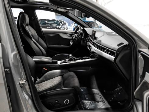 Used 2019 Audi S4 Premium w/ Convenience Package AWD/4WD image 35