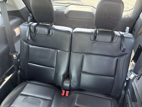 Used 2023 Ford Explorer XLT w/ Equipment Group 202A AWD/4WD image 12