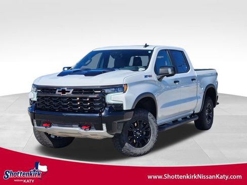 Used 2023 Chevrolet Silverado 1500 ZR2 image 1