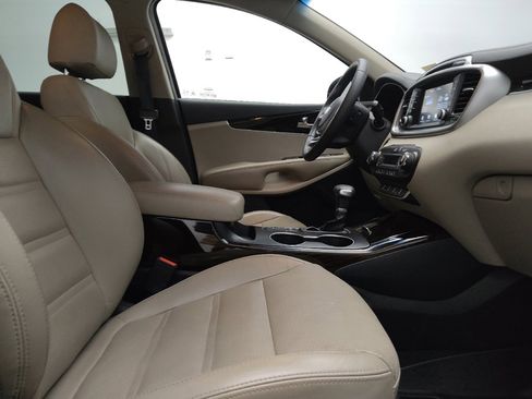 Used 2019 Kia Sorento EX FWD image 21