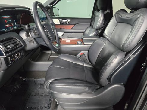 Certified 2023 Lincoln Navigator Reserve image 11