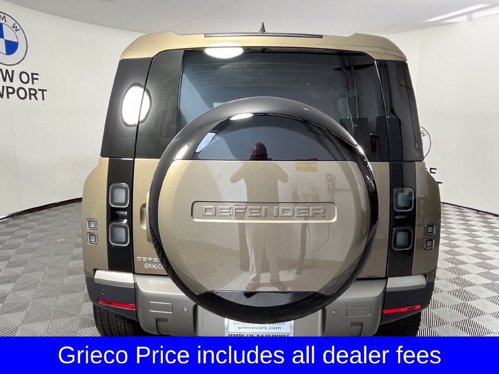 Used 2026 Land Rover Defender 110 S AWD/4WD image 11