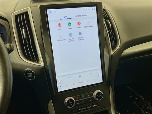 Used 2024 Ford Edge SEL image 17