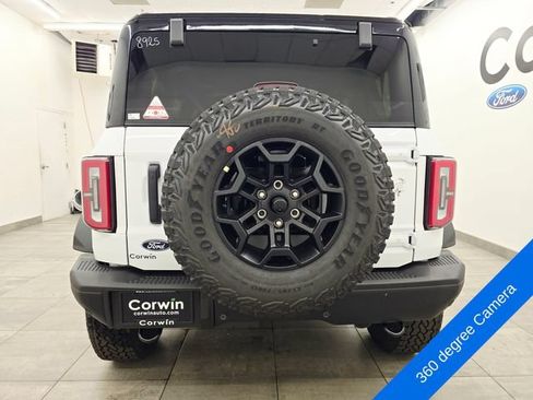 New 2026 Ford Bronco Badlands AWD/4WD image 4