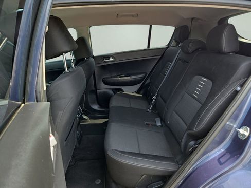 Used 2018 Kia Sportage LX AWD/4WD image 12