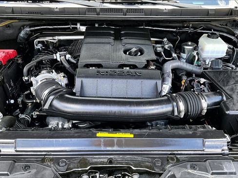 Used 2023 Nissan Frontier PRO-4X w/ Pro-4X Premium Package AWD/4WD image 33
