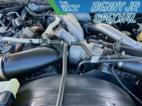 Used 2022 Ford F250 Limited w/ FX4 Off-Road Package image 31